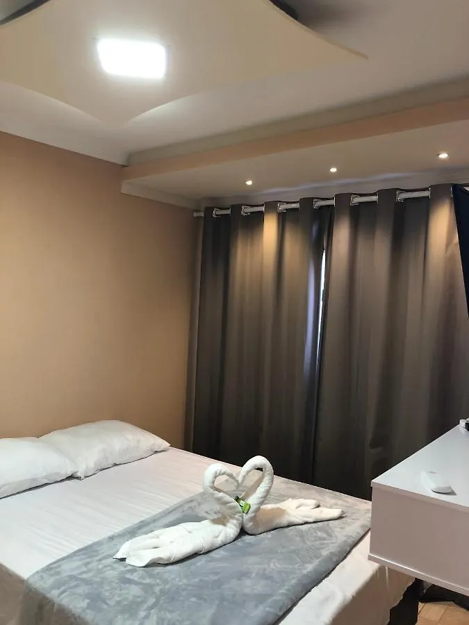 Vendégház La Casa Do Manguinha Hotel Guarulhos Brazília